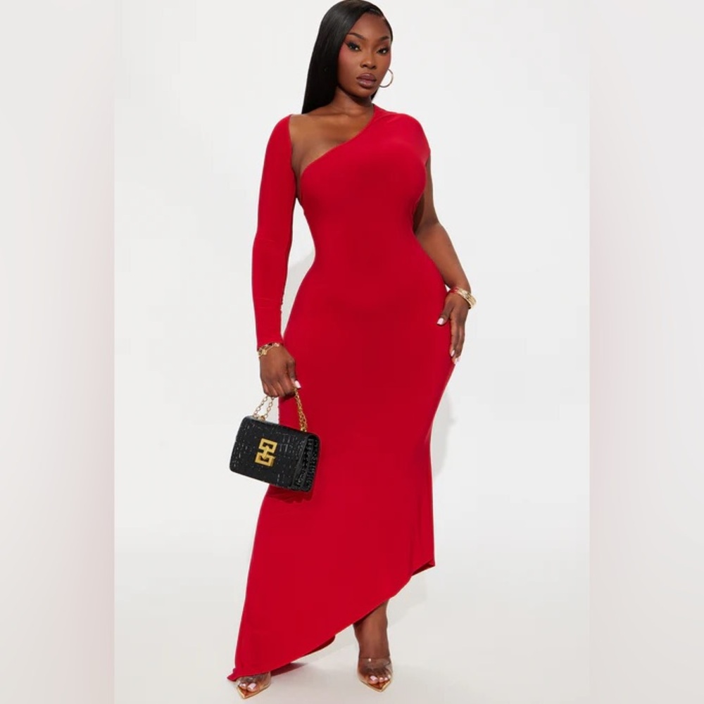 Marlene Long Sleeve Bodycon Maxi Dress NEW 🏷️